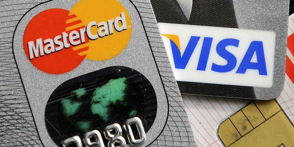 Use Mastercard and Visa cards to play at the online casino